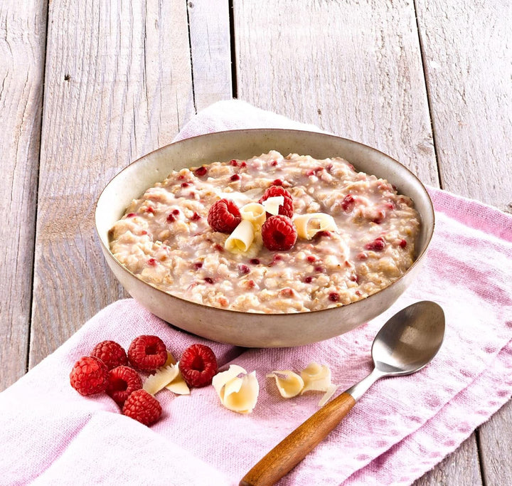 RUF Porridge Raspberry White Choc, Porridge instant cu bucăți de zmeură și ciocolată albă rasă, 65 de grame